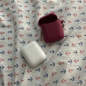 AirPods first generation with case